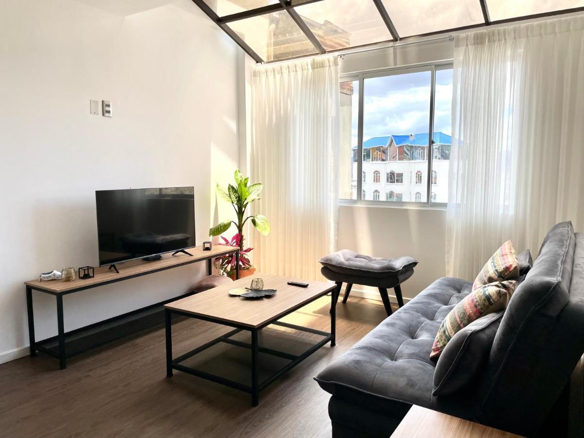 Brand-new 2 Bedroom Sopocachi Apartamento